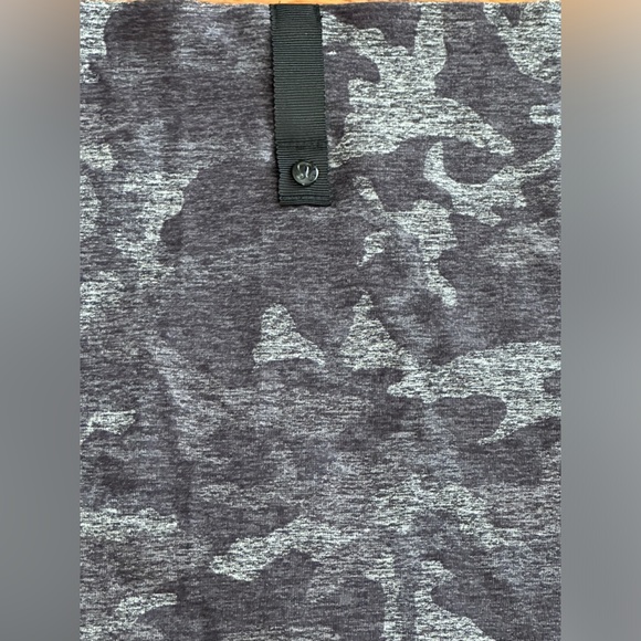 Lululemon🍋 Vinyasa Scarf Foulard Vinyasa Incognito Camo Multi Grey - Picture 8 of 14